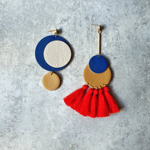 All-Rounder Tassel Earrings (SCARLET)