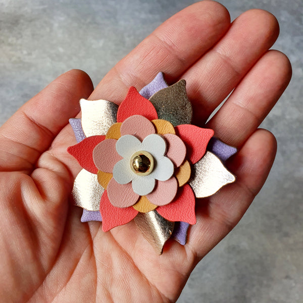 Winnie Flower Brooch (BLOOM)