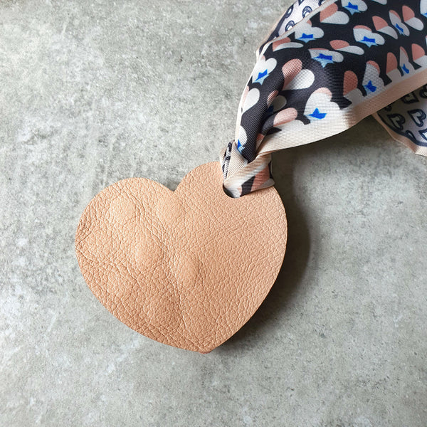Posie Heart Bagcharm (NAVY)