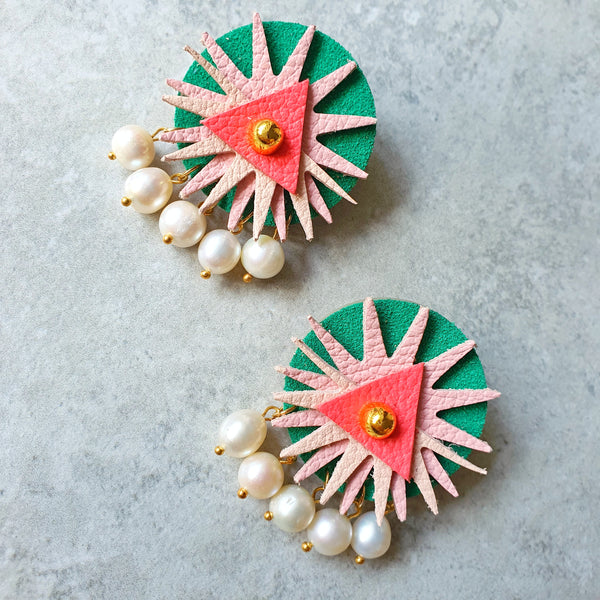 Here Comes The Sun Megastuds (PEARLY EMERALD)