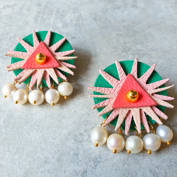 Here Comes The Sun Megastuds (PEARLY EMERALD)