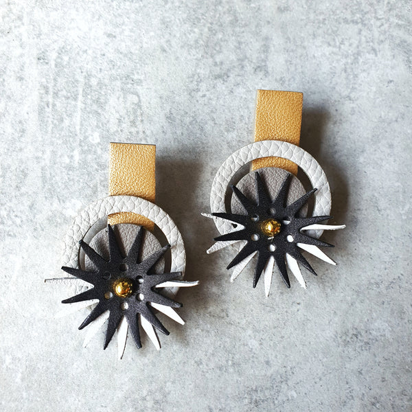 Rising Sun Megastuds (BLACK)