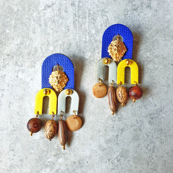 Tri-Arch Lionhead Dangle-studs (CIRQUE)