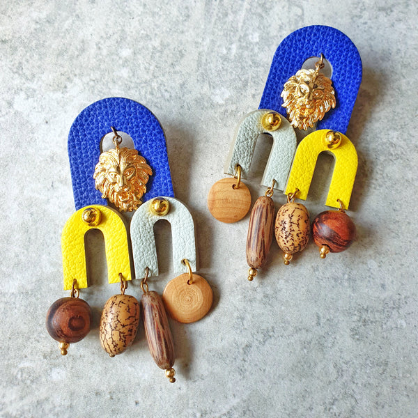 Tri-Arch Lionhead Dangle-studs (CIRQUE)