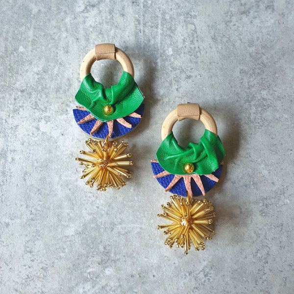 Light The Night Dangle-studs (GREEN)
