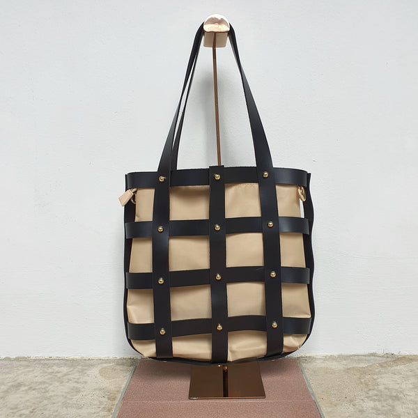 Leather Square Caged Tote (BLACK)