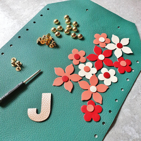 DIY Clutch Kit: Floral Fantasy (FOREST GREEN)