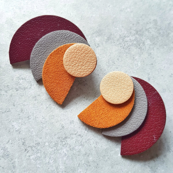 Fanned Out Megastuds (MAROON)