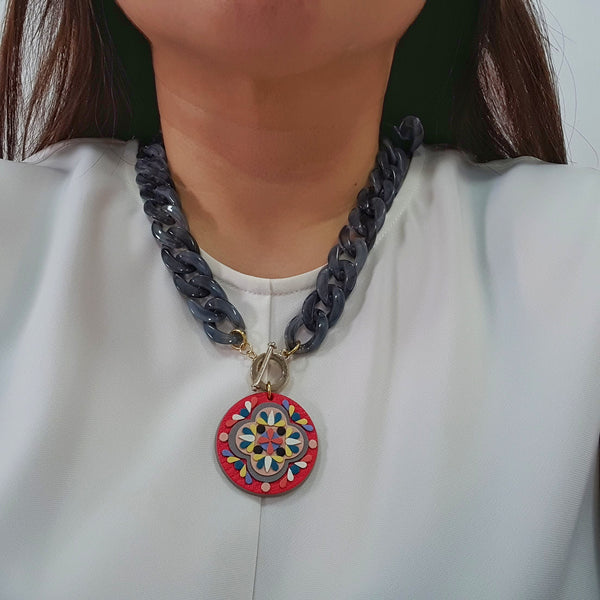 Medallion Peranakan Tile Necklace (CERISE)