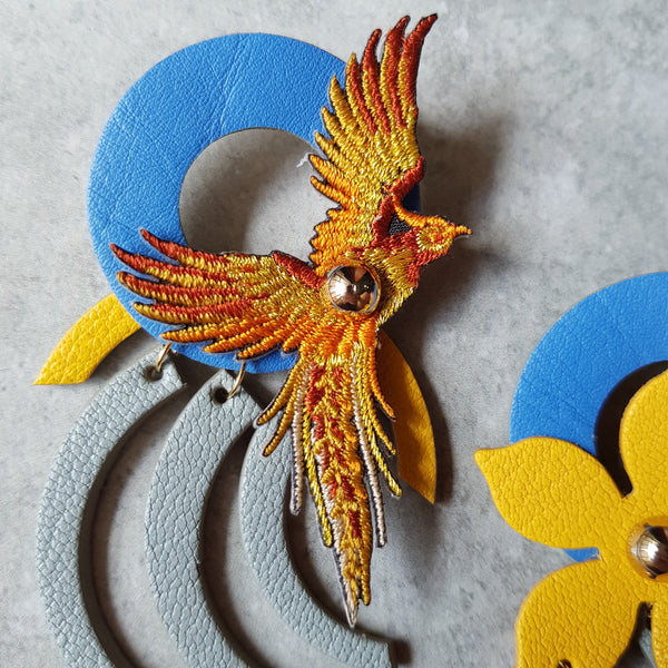 Phoenix Asymmetrical Dangle-studs (DUCHESS BLUE)