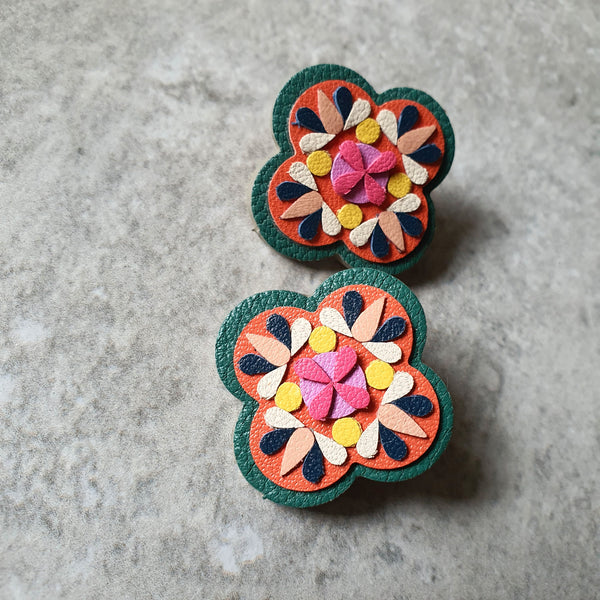 Quatrefoil Peranakan Tile Studs (FOREST)