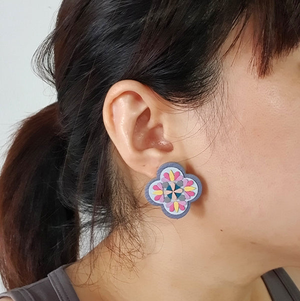 Quatrefoil Peranakan Tile Studs (FOREST)